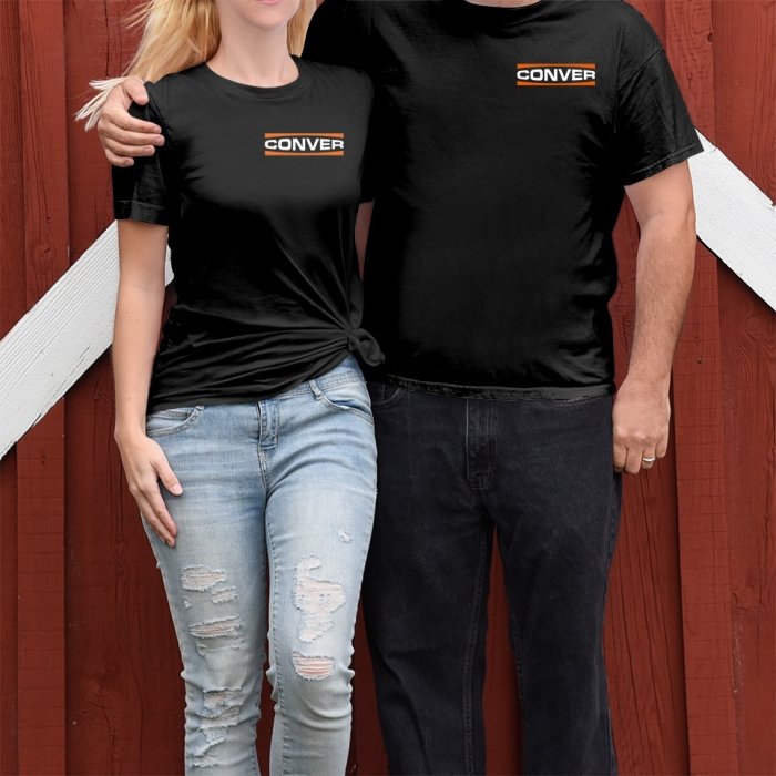 rustic-couple-t-shirt-mockup-conver-vierkant-website.jpg